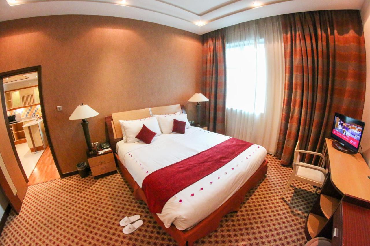 City Center Hotel Al-Manamah Bagian luar foto