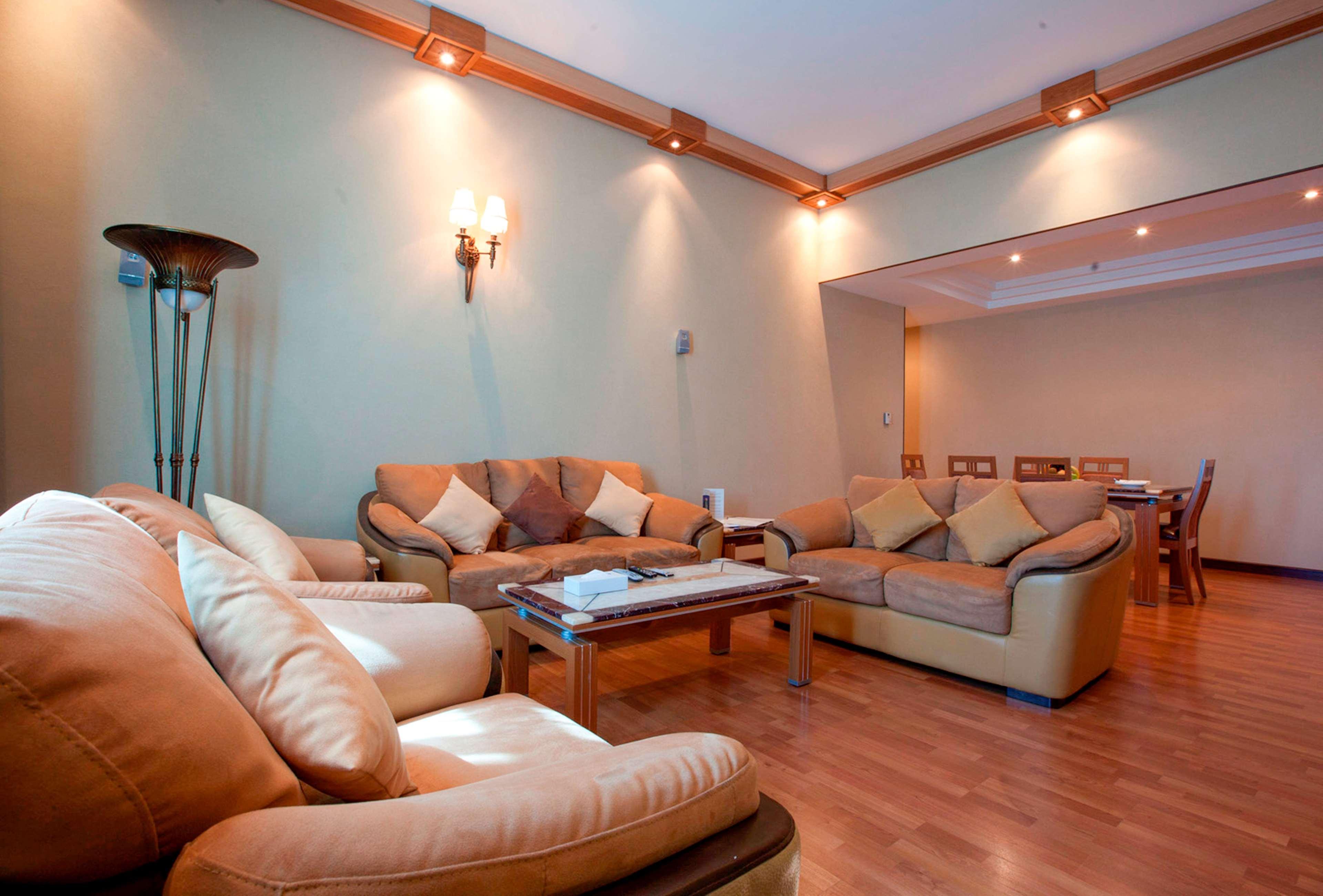City Center Hotel Al-Manamah Bagian luar foto