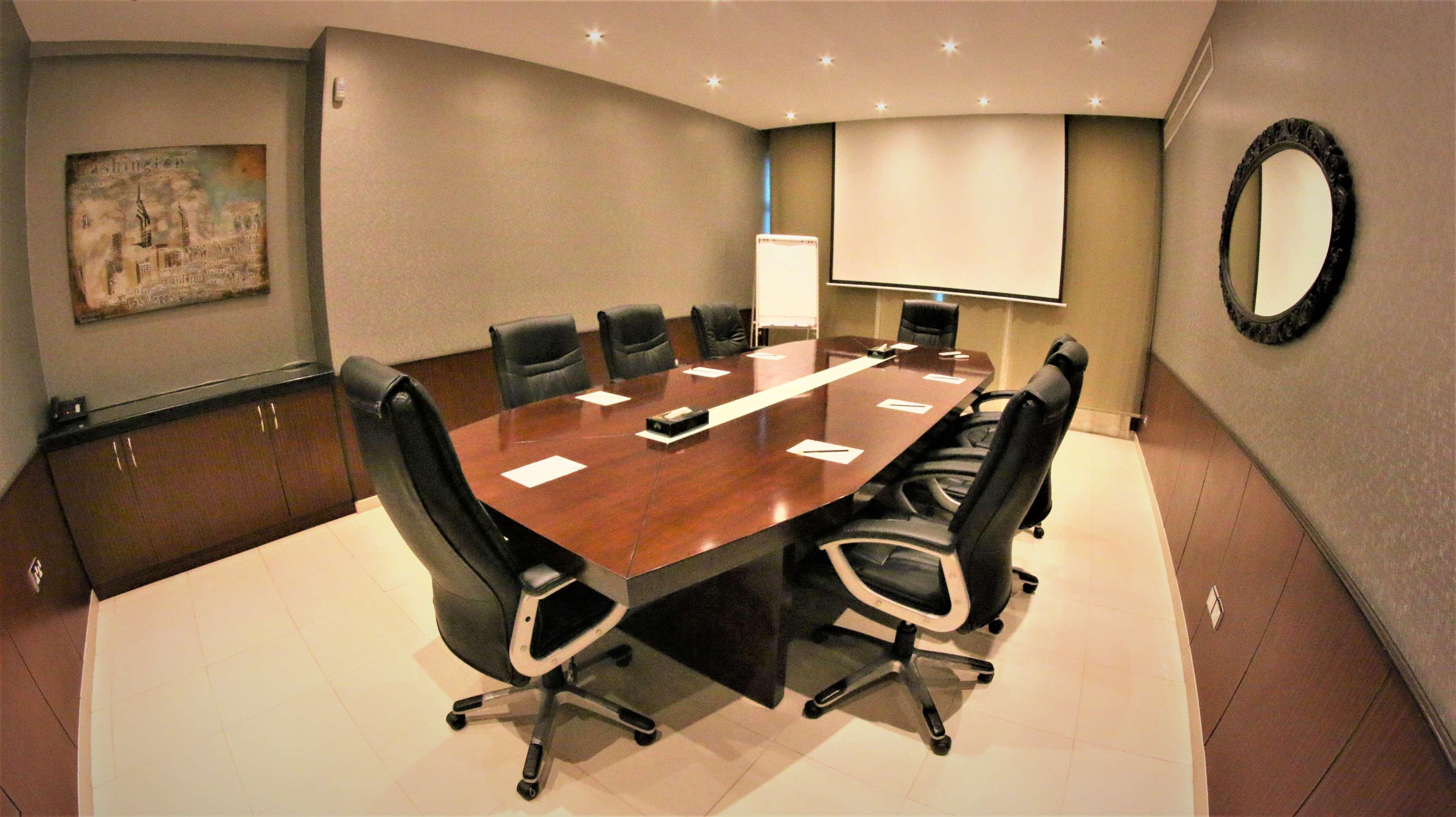 City Center Hotel Al-Manamah Bagian luar foto