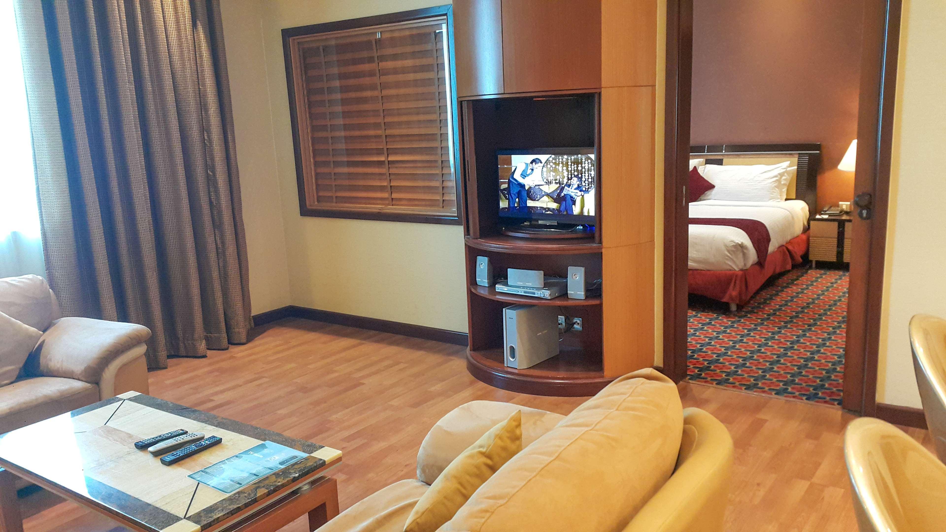 City Center Hotel Al-Manamah Bagian luar foto