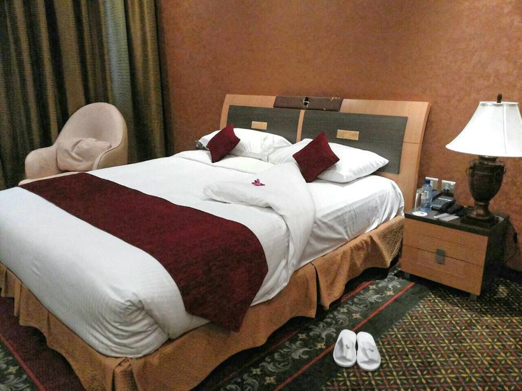 City Center Hotel Al-Manamah Bagian luar foto